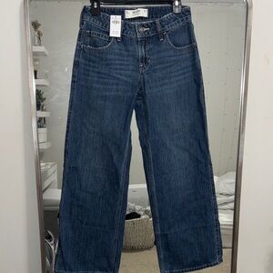 Hollister Low-Rise Baggy Blue Jeans
